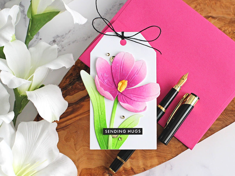 2 Quick and Easy Ways to Add Shimmer to Crafting Projects