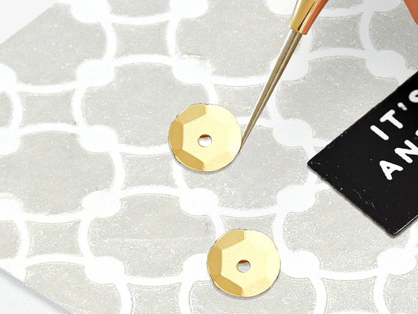 Change to the needle tip to slide, adjust, or create perfect placement.